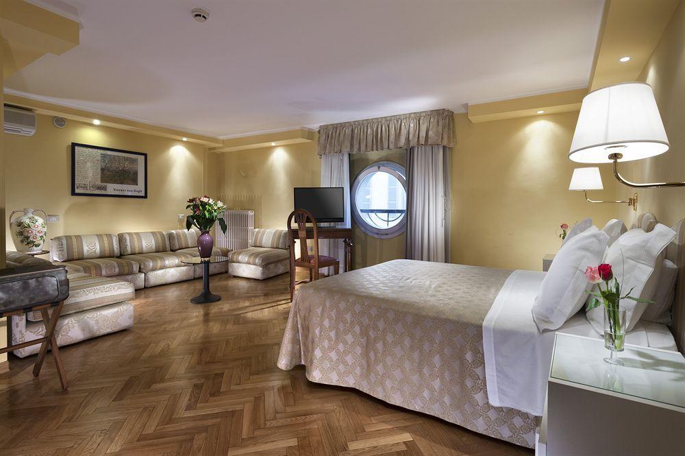 Hotel Vittoria فينْتْسا المظهر الخارجي الصورة
